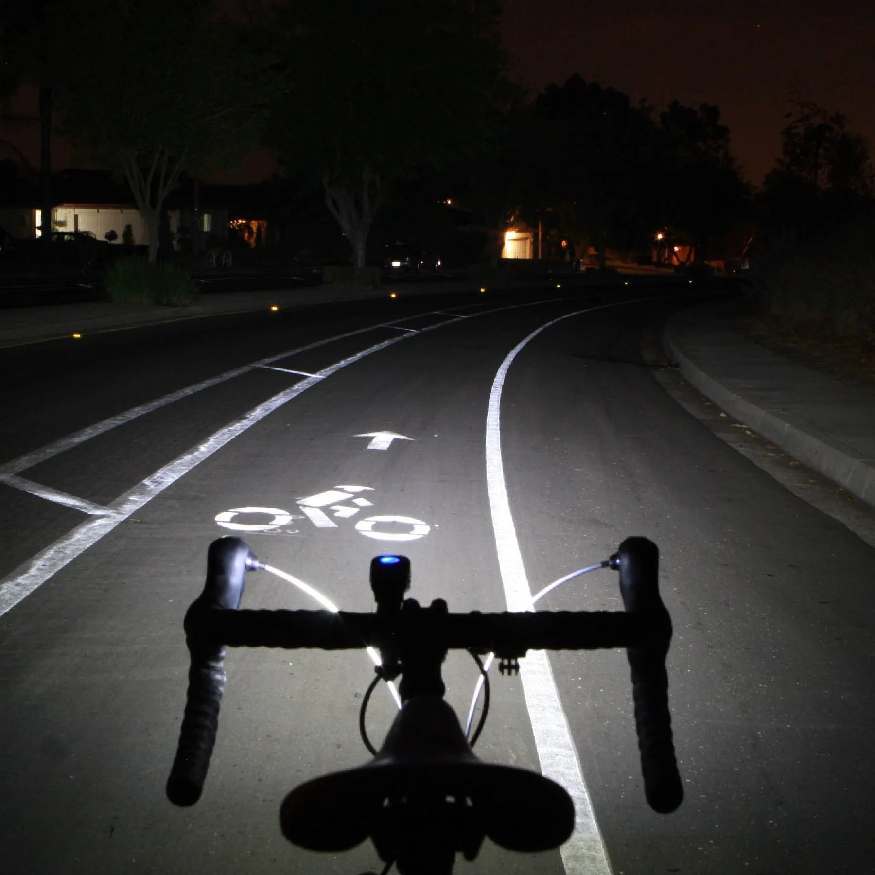 Lumina Micro 900 and Vmax  150 Combo Front and Rear Light Set
