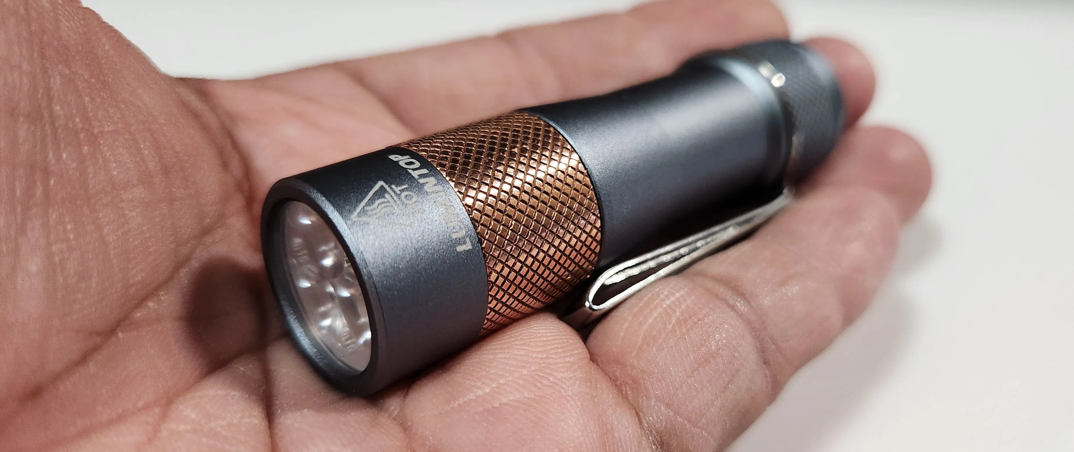 Lumintop FWAA Aluminum   Copper Nichia 519a 14500 LED Flashlight