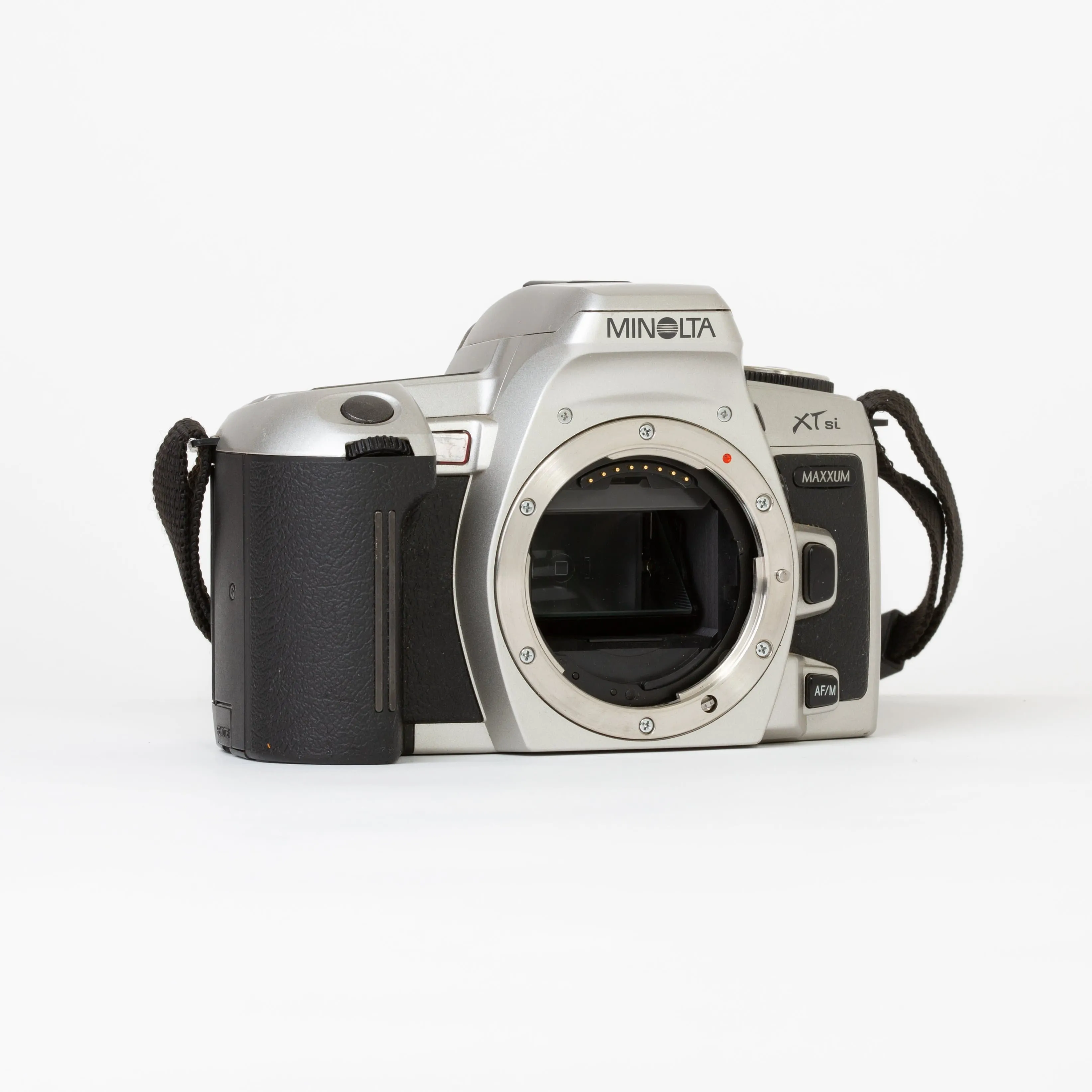 Minolta Maxxum XTsi (Body Only)
