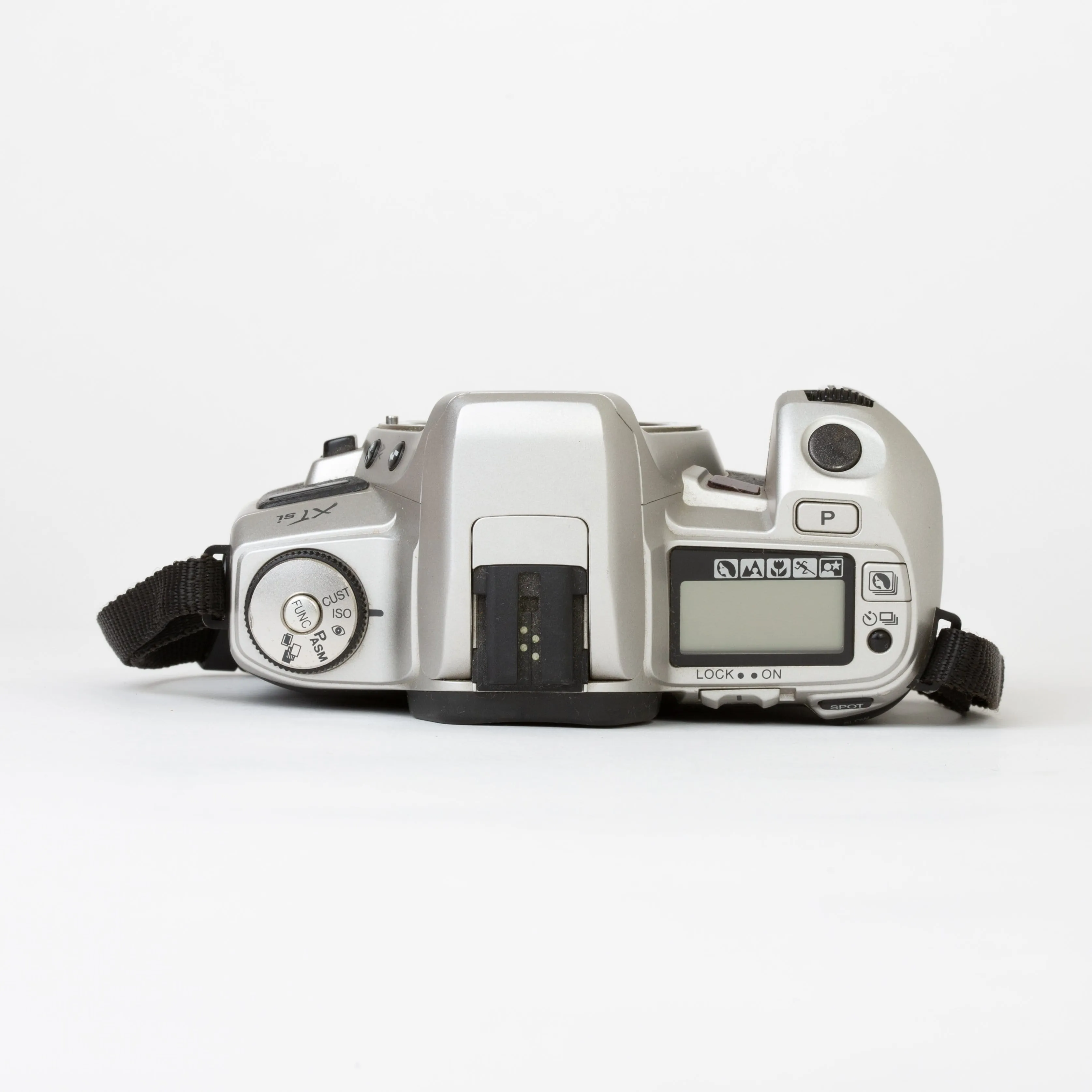 Minolta Maxxum XTsi (Body Only)